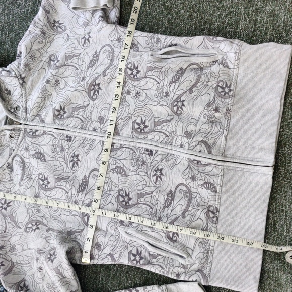 Swirly Stars Hooded Zipper Sweater - Picture 6 of 9